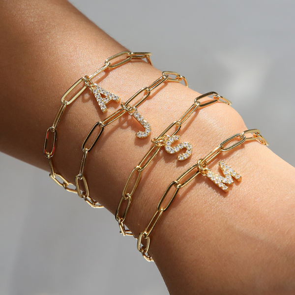 Bracelet initiale doré délicat