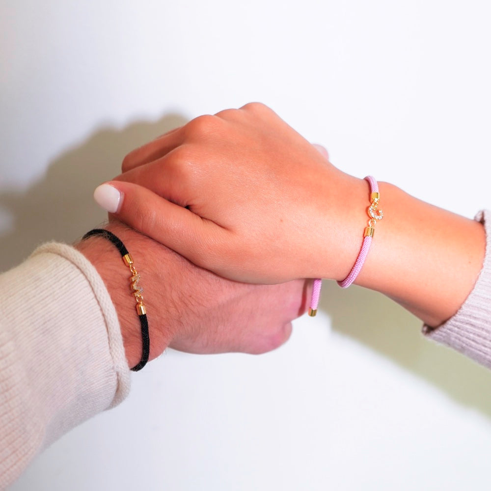 Bracelet cordon initiale ajustable