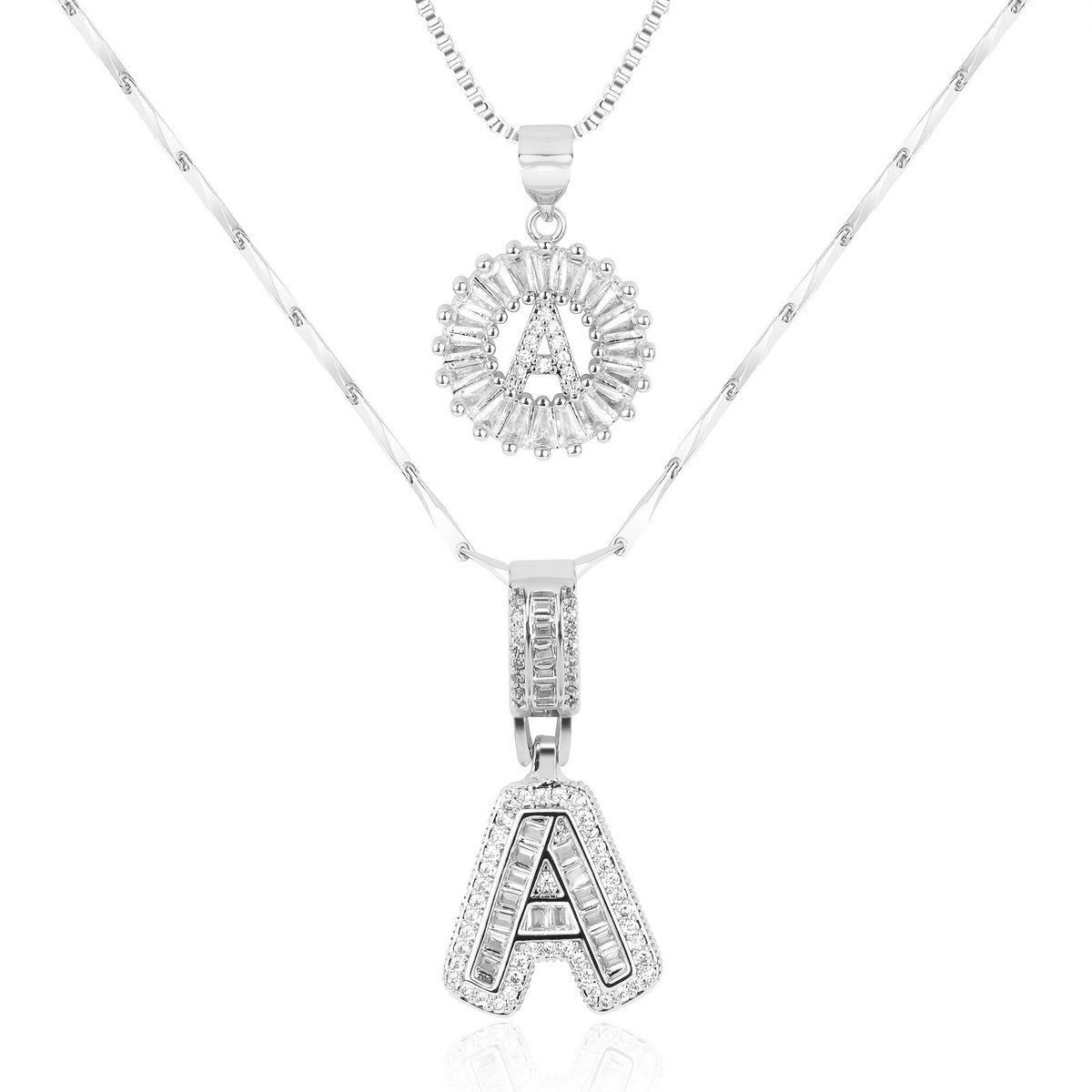 Collier initiale diamant doré