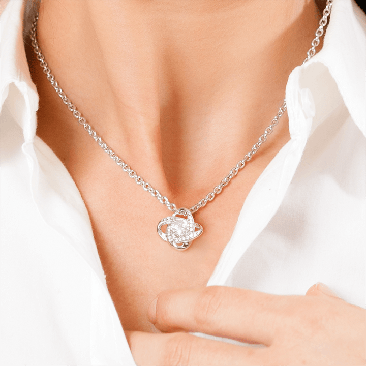 Rose Éternelle | Collier en argent sterling avec une boîte rose de luxe