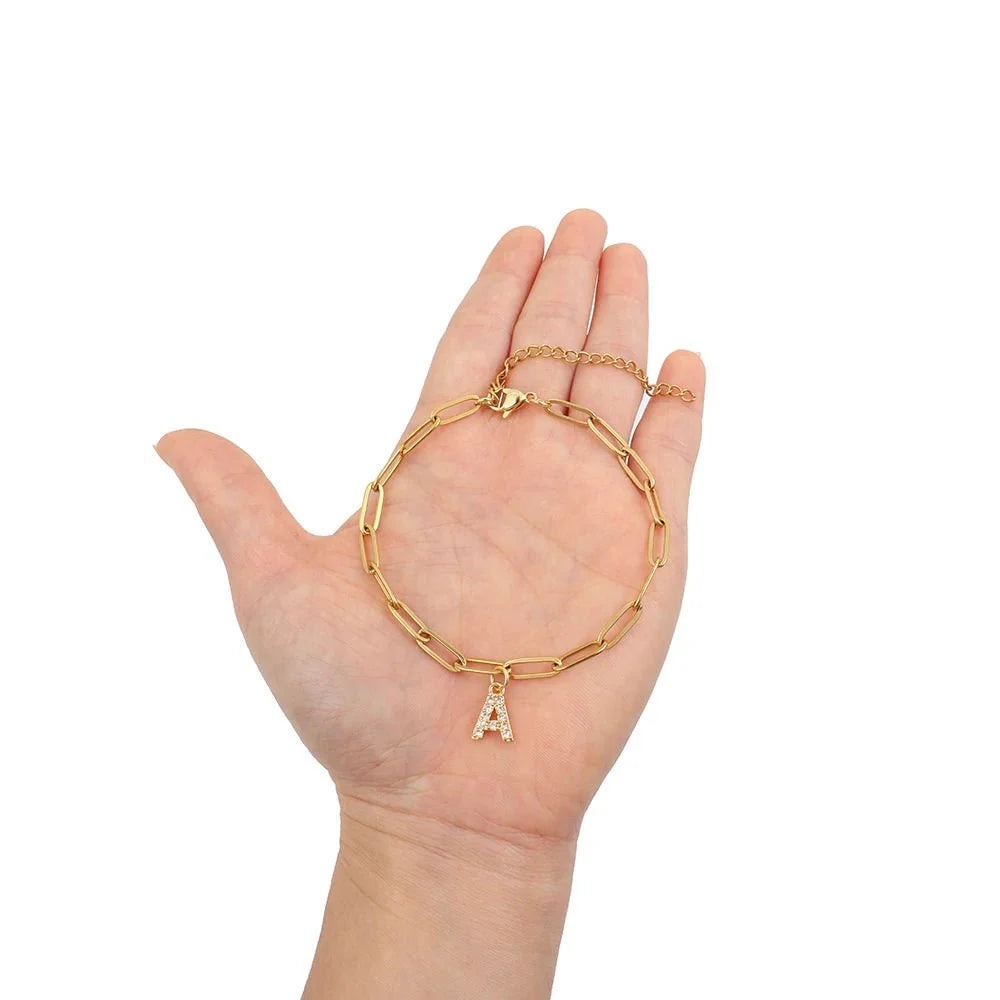 Bracelet initiale doré délicat